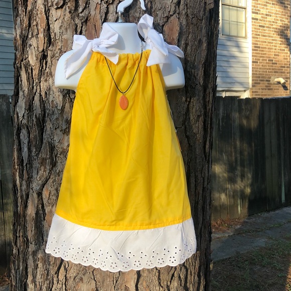 Handmade girl’s dress 👗 - Picture 1 of 1